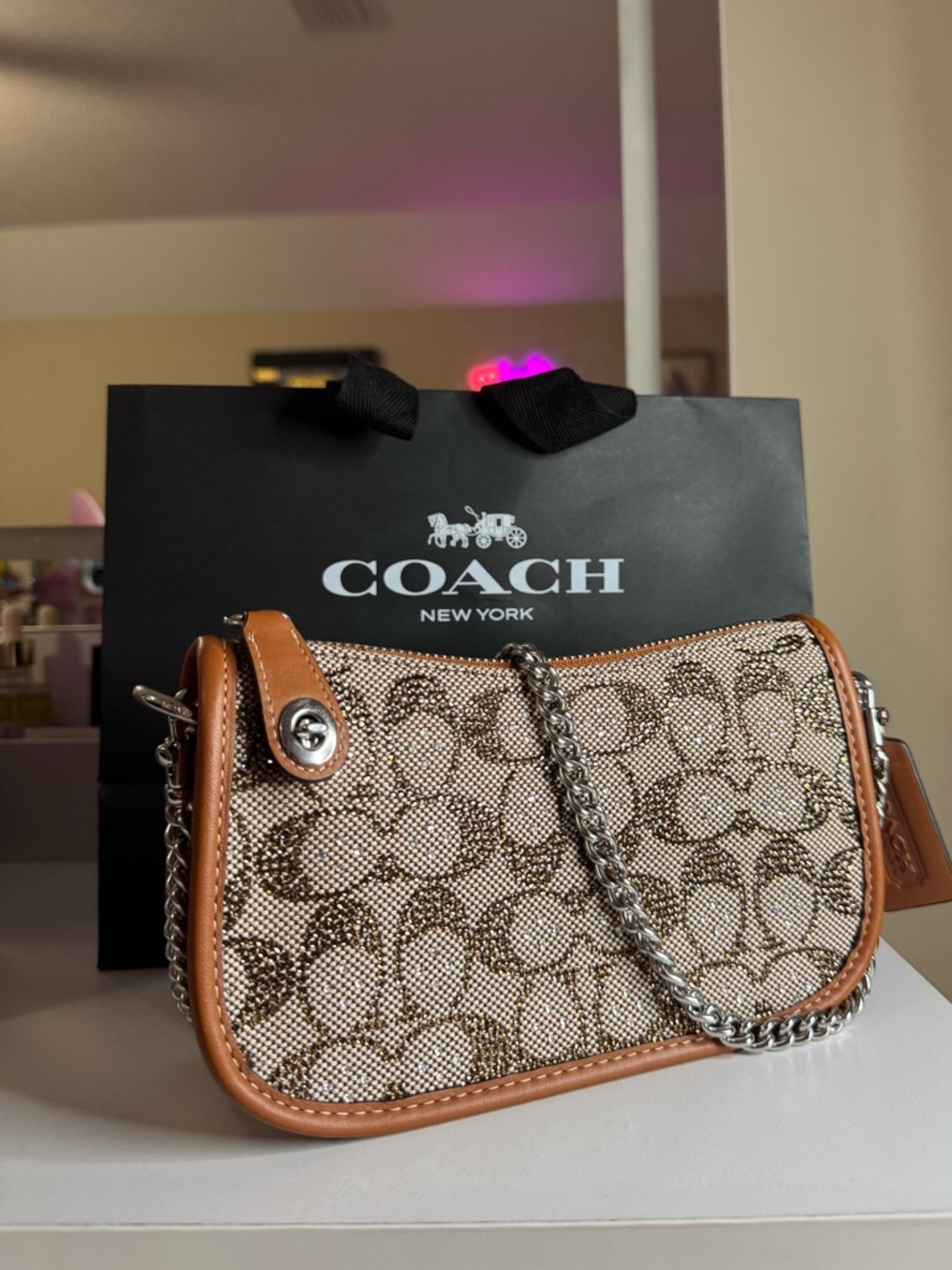 Coach Beige Signature Canvas Shoulder Bag with Tan Leather Trim - Picture 5 of 7
